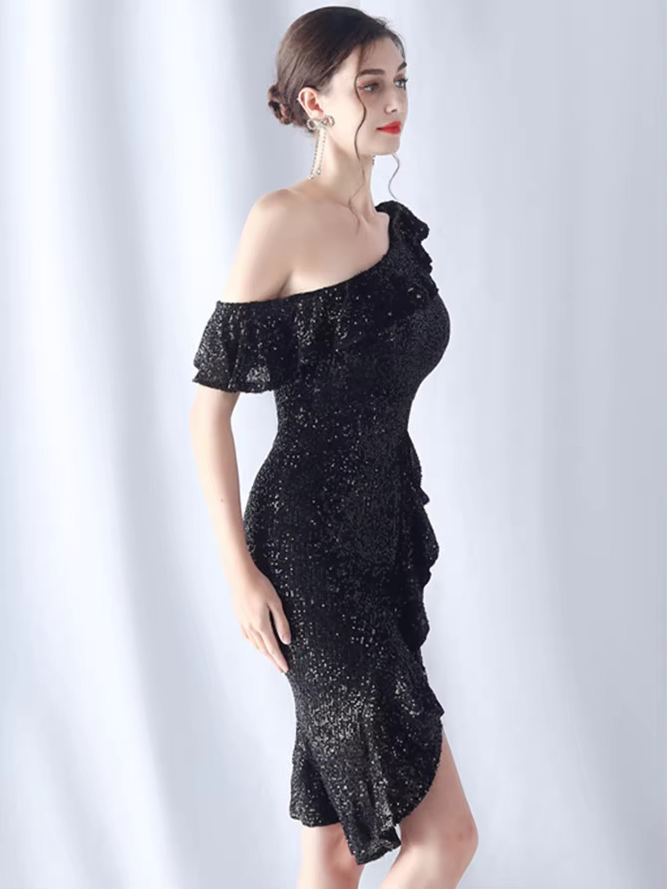 Ruffle sequins dress