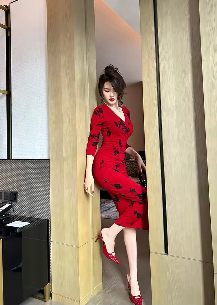 Red bodycon dress