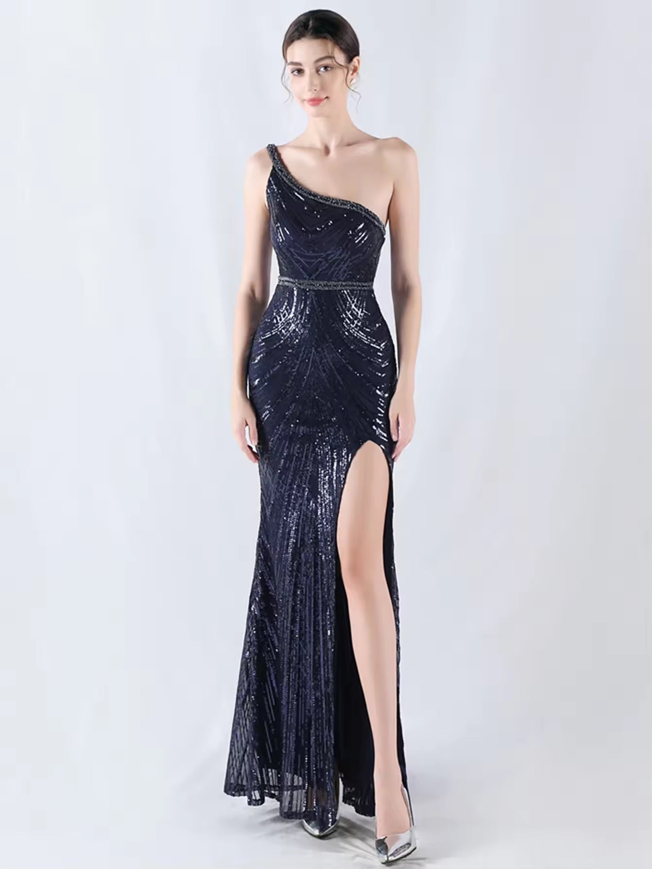 Luxury long slitcut dress