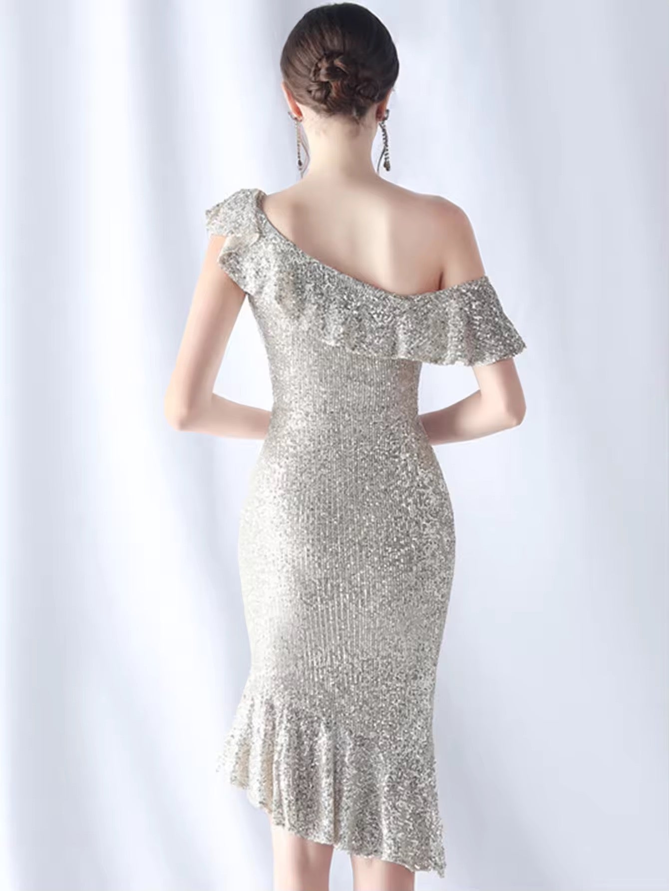 Ruffle sequins dress