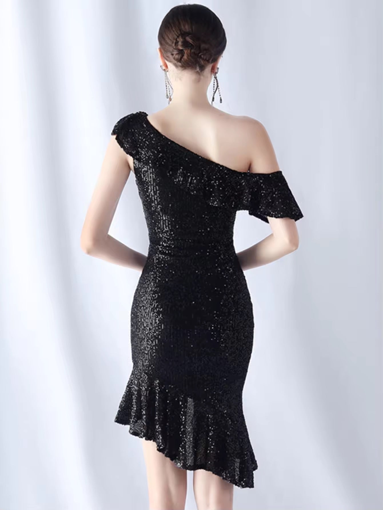 Ruffle sequins dress