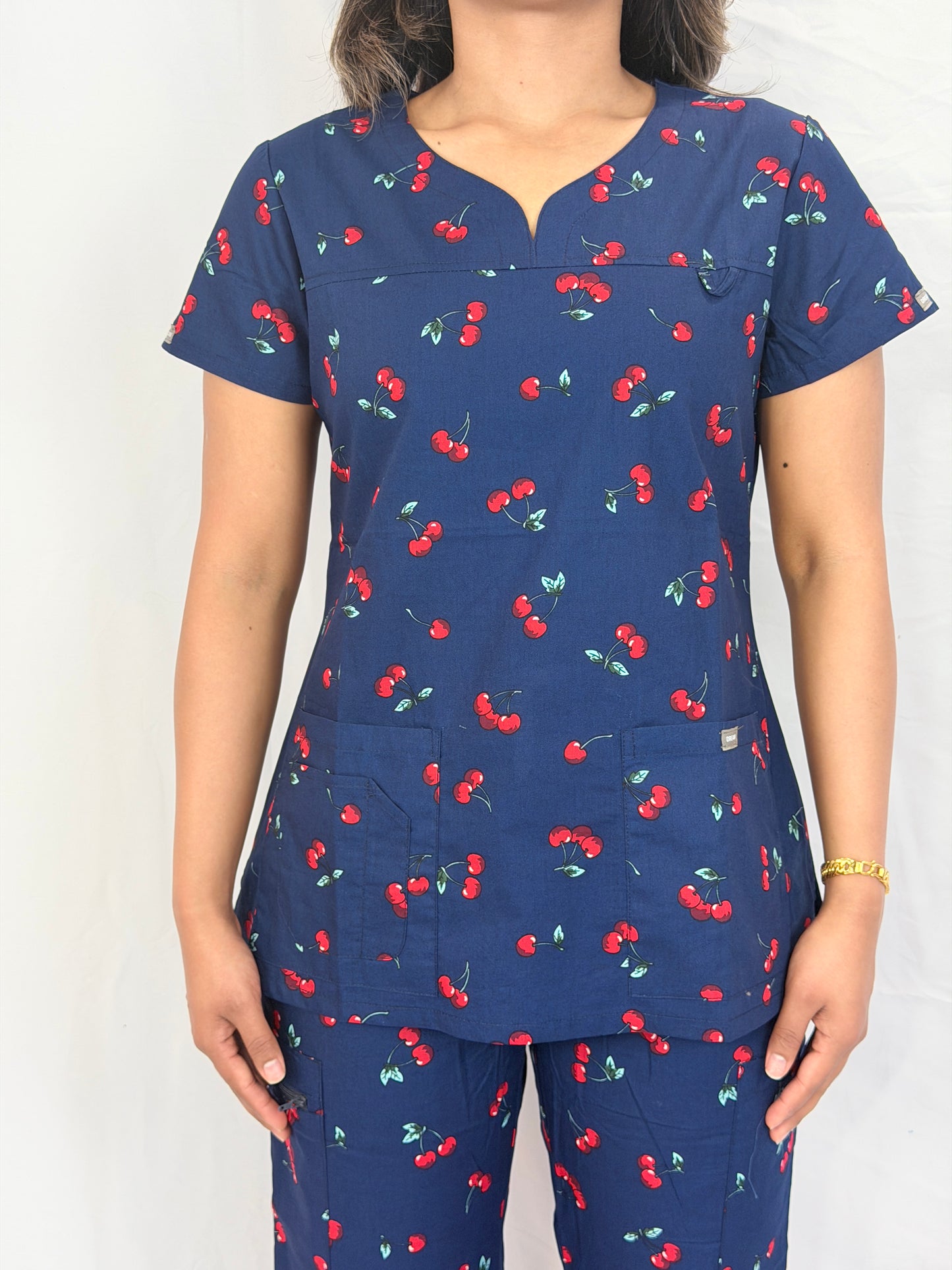 SET SCRUB on sale in Factory size(Heart Neck)