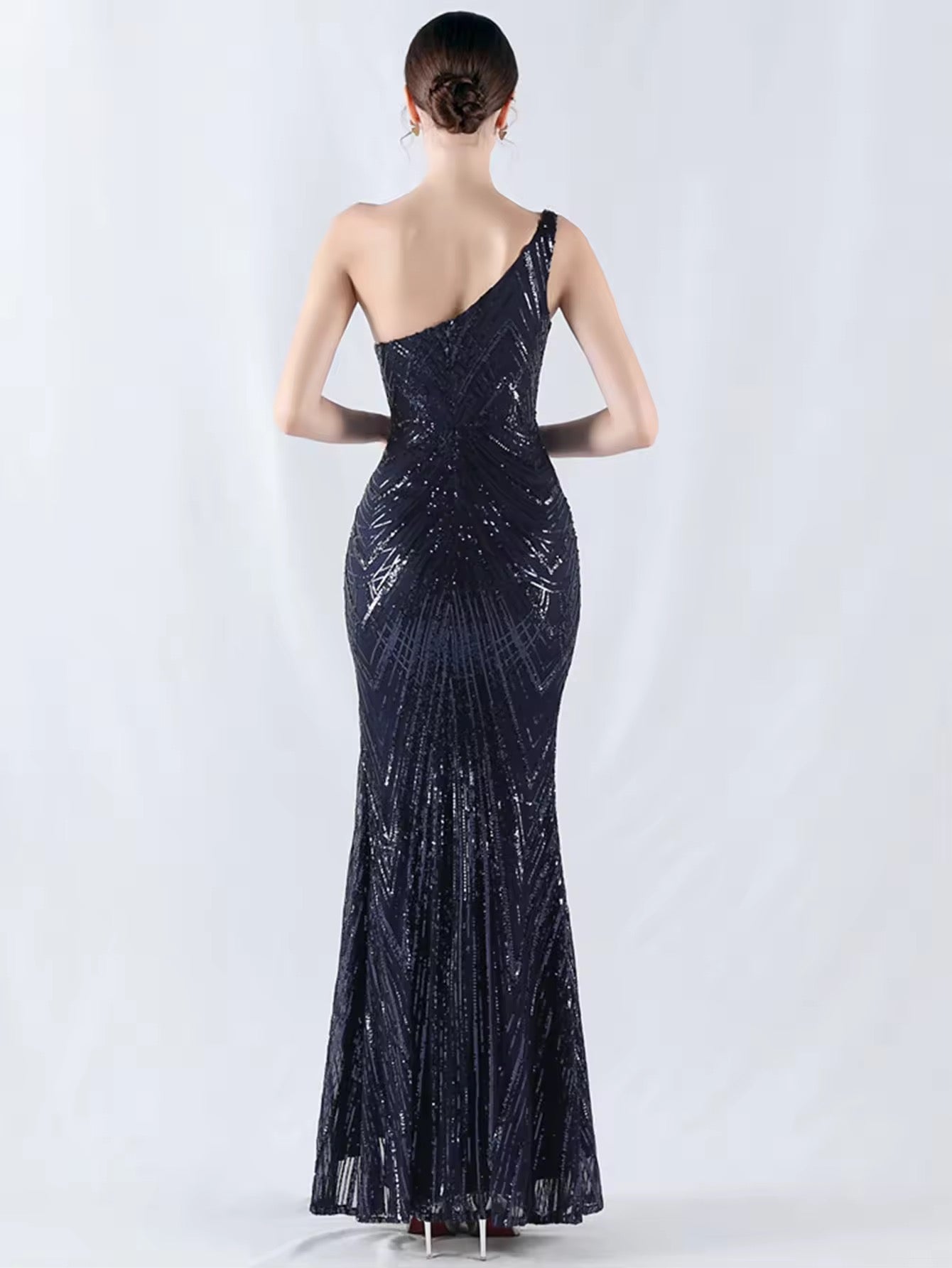 Luxury long slitcut dress