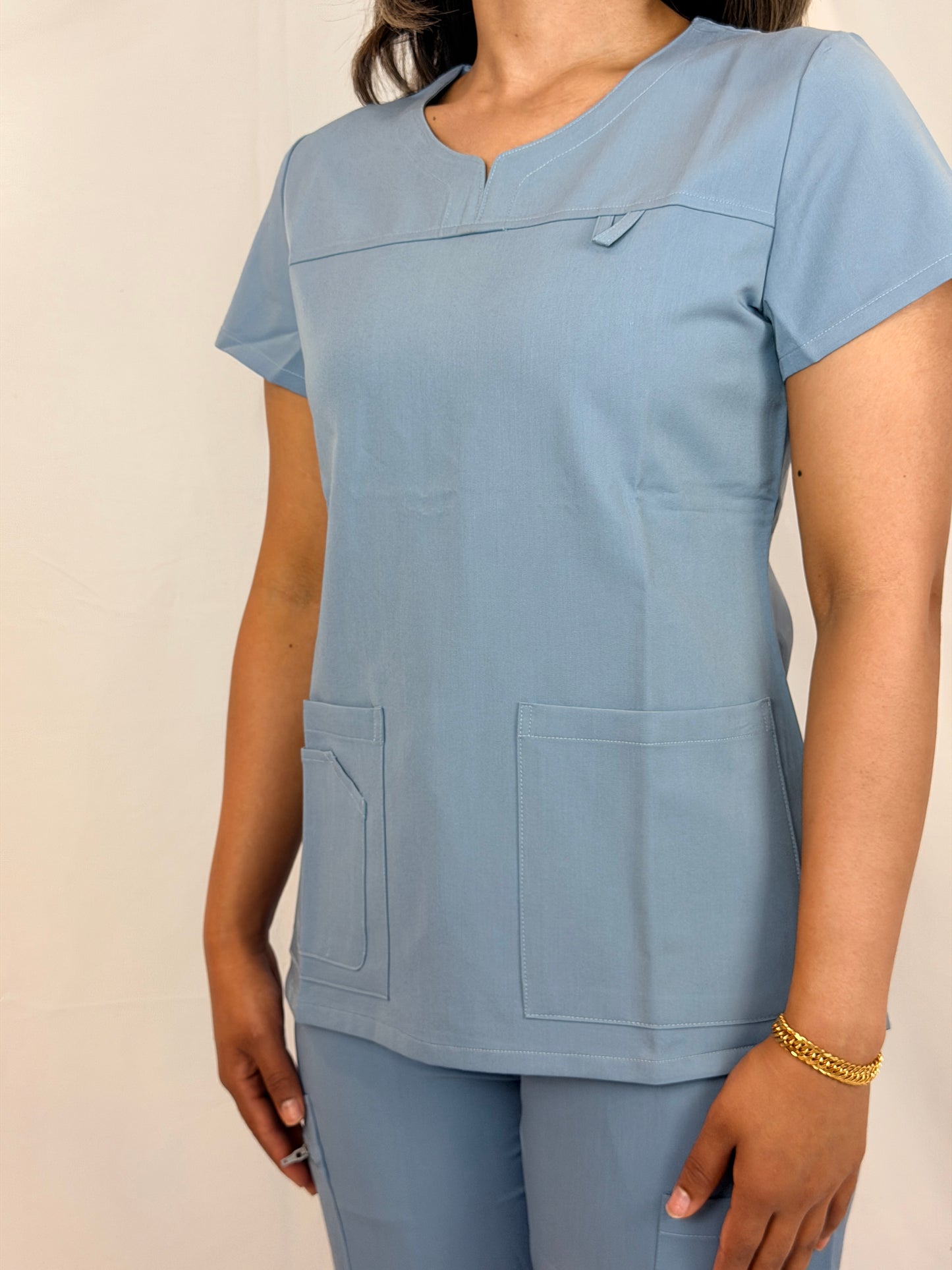 SET SCRUB on sale in Factory size(Heart Neck)